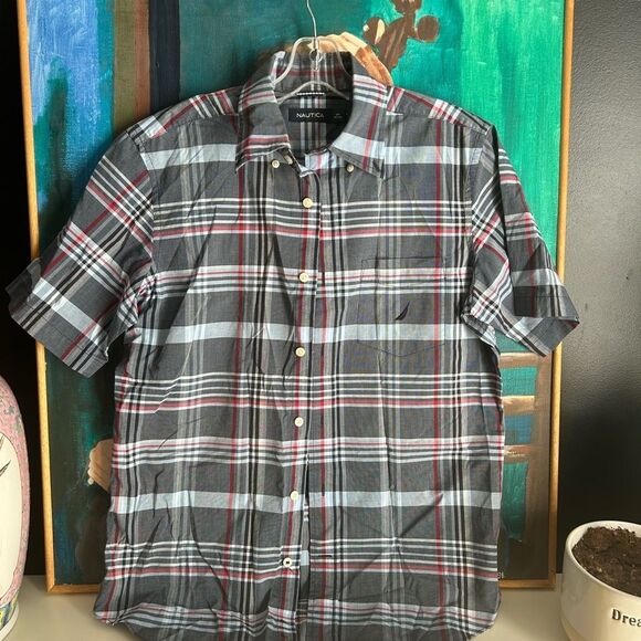 Nautica Men's Short Sleeve Plaid Shirt - Gray and Red Small - Picture 14 of 16